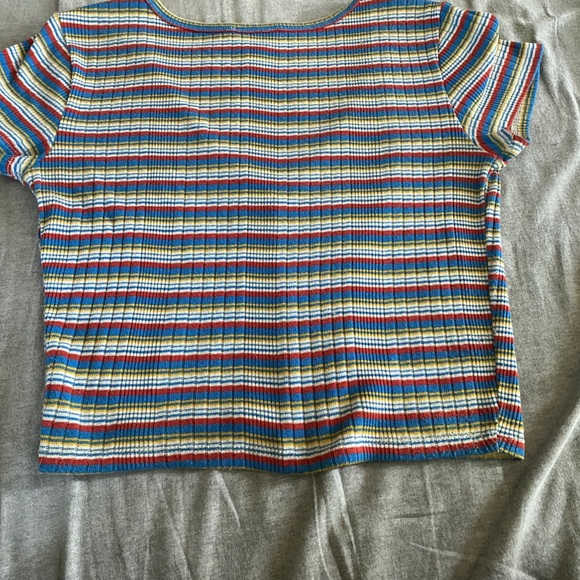 Fun striped shirt - Picture 3 of 3